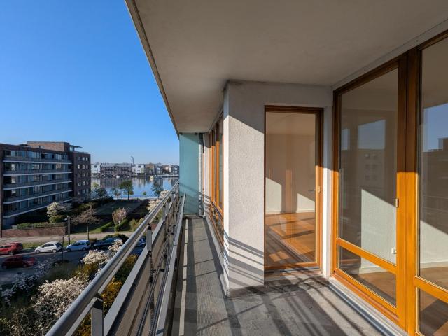 3 Zimmer Wohnung mit 2 Balkonen im 4. OG an der Rummelsburger Bucht mit Tiefgaragenplatz