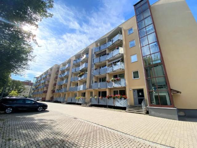3 Zimmer Wohnung mit 3 Balkonen | optional mit Stellplatz
