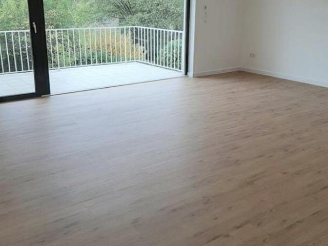 3 Zimmer Wohnung mit Terrasse