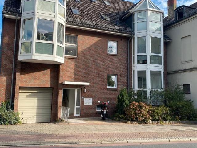 3 Zimmer Wohnung mit Terrasse und Balkon in Vegesack