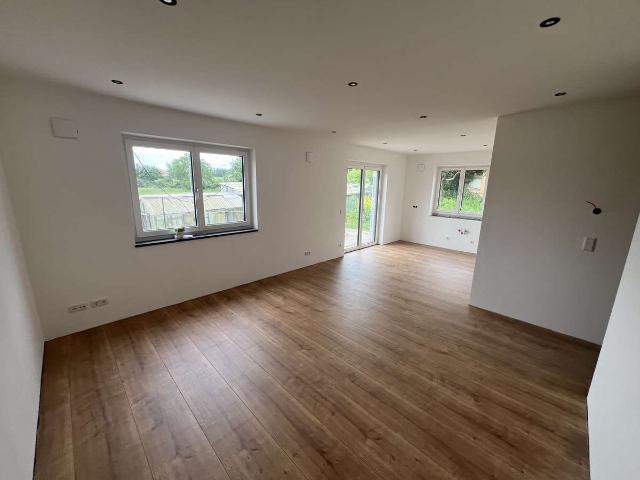 3 Zimmer Wohnung mit Terrasse und Garten in Rohrenfels