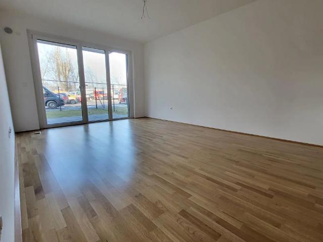 3 Zimmer Wohnung mit Terrasse und Garten, Top 5