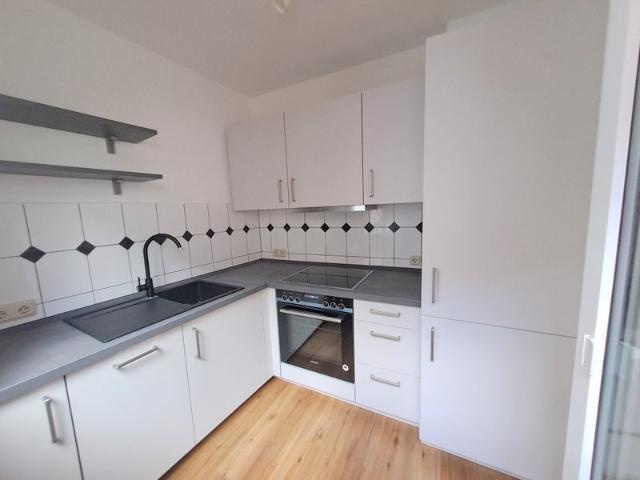3 Zimmer Wohnung mit Terrasse und Innenhof
