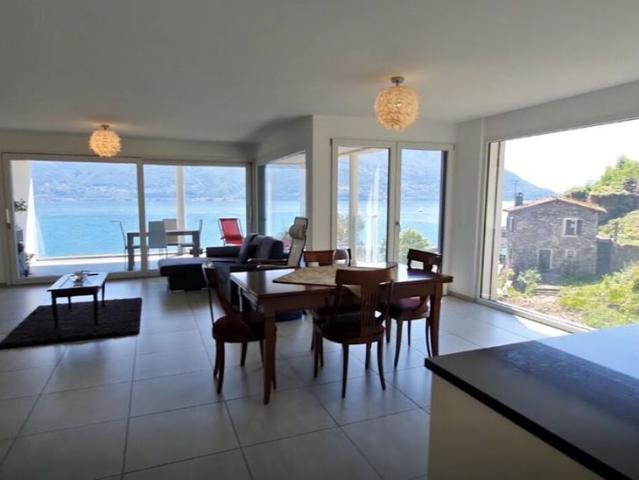 3 ½ Zimmer Wohnung mit Terrasse und PanoramaSicht auf den Lago Maggiore
