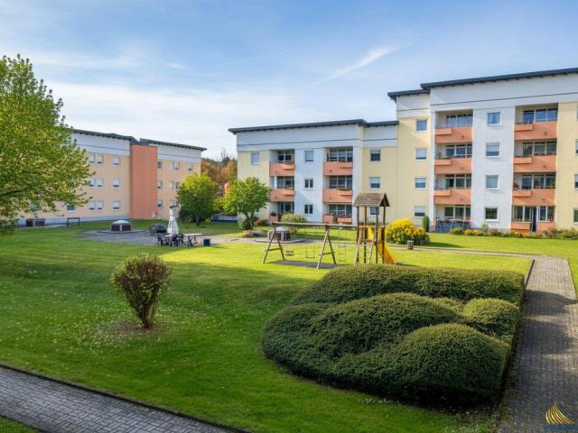 3 Zimmer Wohnung mit Tiefgarage & saniertem Bad | sofort verfügbar | € 189.000