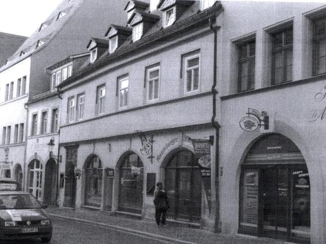 Dachgeschosswohnung 3 Zimmer mit Wannen und Duschbad