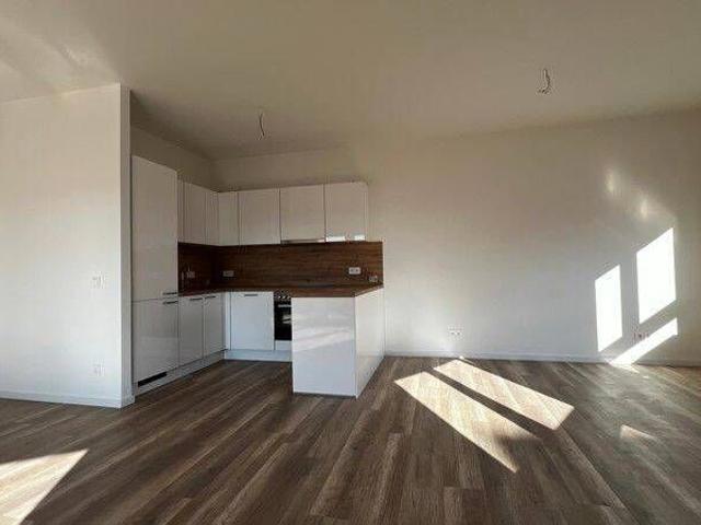 3 Zimmer Wohnung mit Westbalkon und Einbauküche mehrere Erstbezüge!