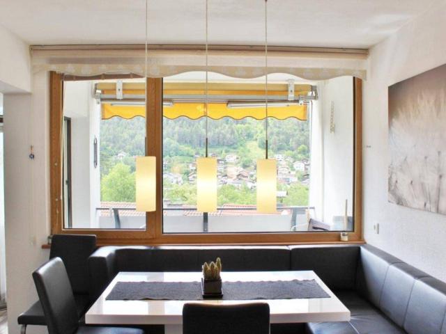 3 Zimmer Wohnung mit Westloggia und Bergblick – bestehendes Wohnungsgebrauchsrecht