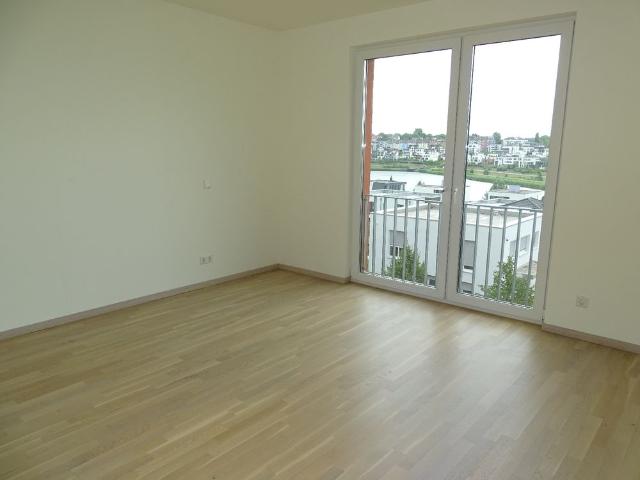 3 Zimmer Wohnung mit wunderschöner Einbauküche!
