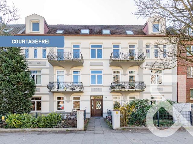 3 Zimmer Wohnung mit zwei Balkonen im gepflegten Altbau