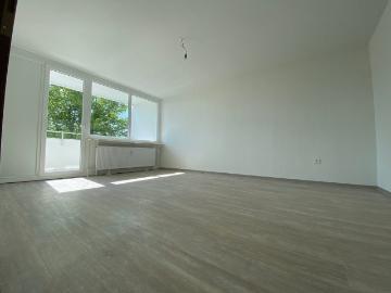 3 Zimmer Wohnung mit Aufzug und renovierter Wohnung