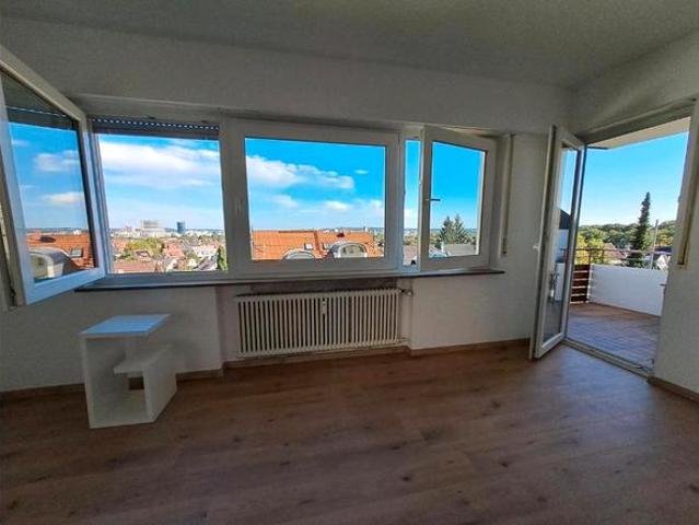 3 Zimmer Wohnung mit Aussicht, 2024 modernisiert, Privatverkauf