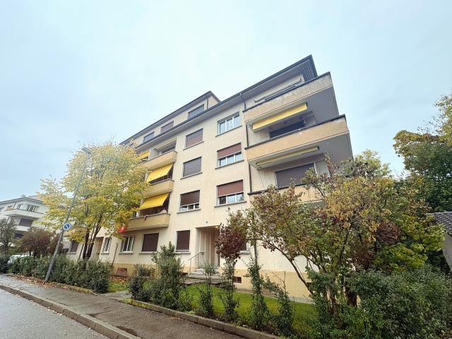 3 Zimmer Wohnung mit Balkon