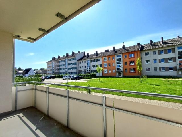 3 Zimmer Wohnung mit Balkon!