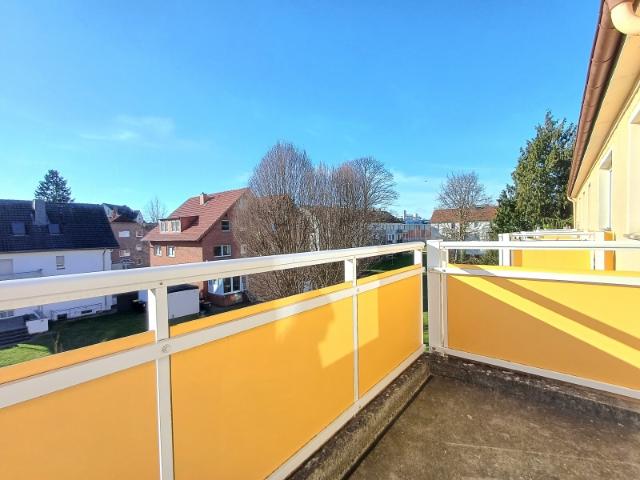 3 Zimmer Wohnung mit Balkon!