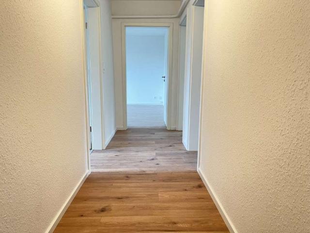 3 Zimmer Wohnung mit Balkon