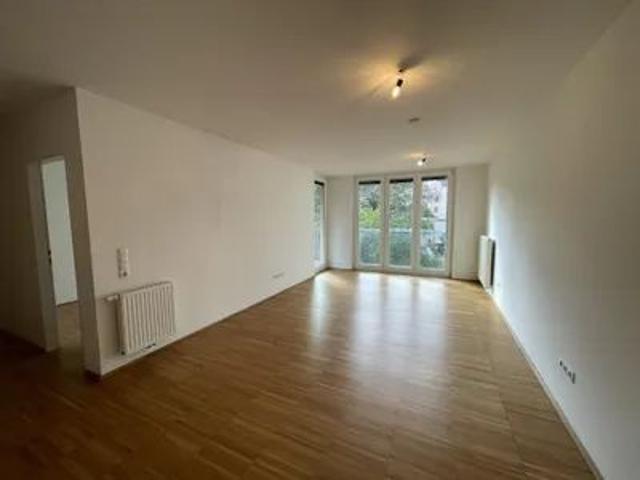 3 Zimmer Wohnung mit Balkon!