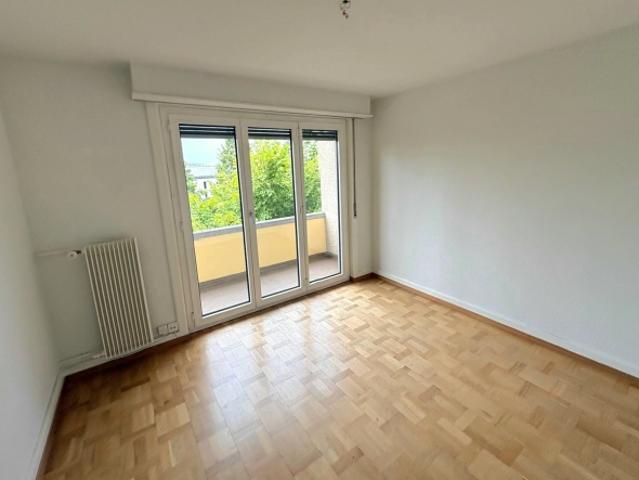 3 Zimmer Wohnung mit Balkon
