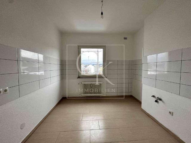 3 Zimmer Wohnung mit Balkon
