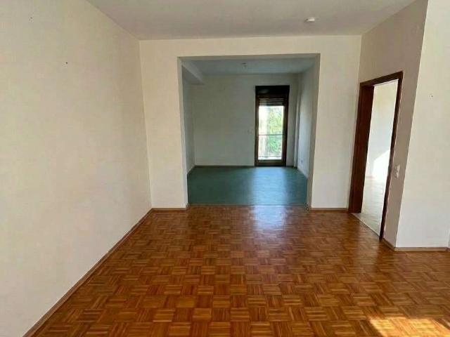 3 Zimmer Wohnung mit Balkon & Gartenmitbenutzung in Dossenheim