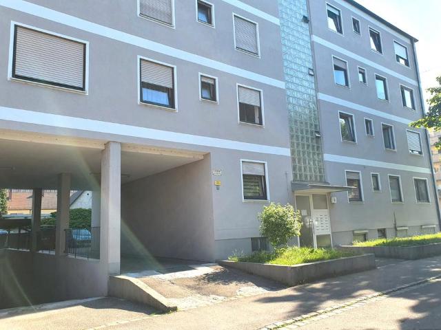 3 Zimmer Wohnung mit Balkon in Augsburg Oberhausen