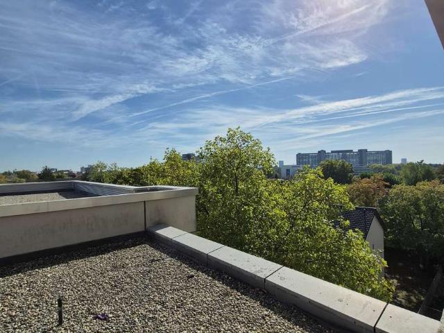 3 Zimmer Wohnung mit Balkon in Frankfurt Dornbusch