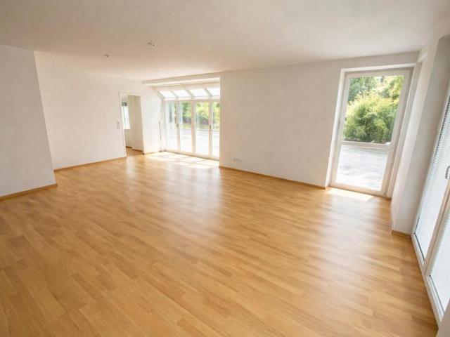 3 Zimmer Wohnung mit Balkon in Köln Rodenkirchen zum Kauf