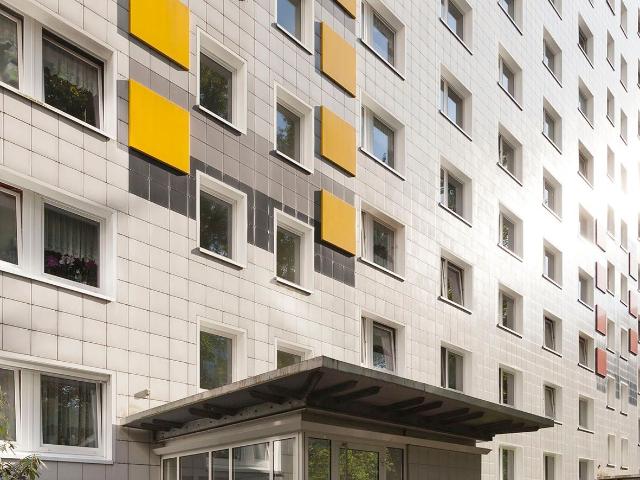 3 Zimmer Wohnung mit Balkon in Lichtenberg sucht neue Mieter!