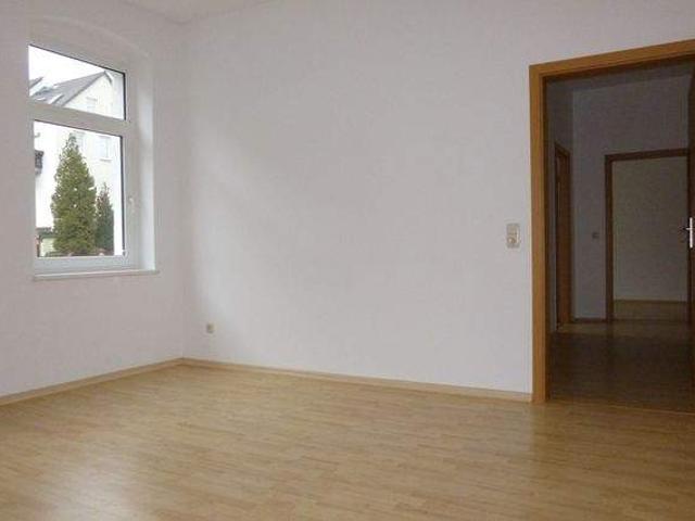 3 Zimmer Wohnung mit Balkon in ruhiger Lage