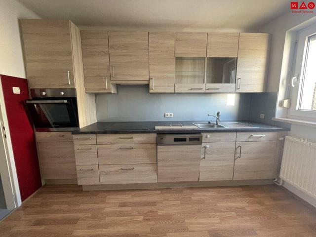 3 Zimmer Wohnung mit Balkon & Lift!