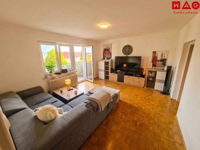 3 Zimmer Wohnung mit Balkon & Lift!