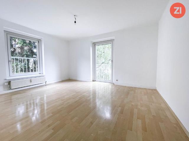 3 Zimmer Wohnung mit Balkon nahe FH Campus