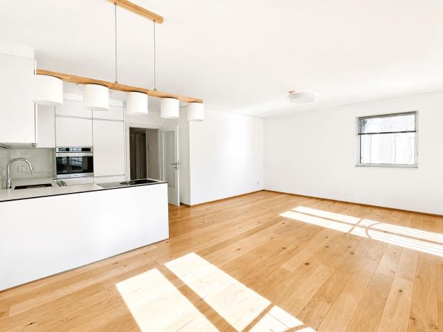 3 Zimmer Wohnung mit Balkon PAUSCHALMIETE