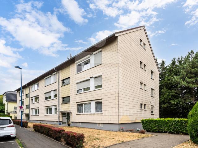 3 Zimmer Wohnung mit Balkon und eigener Garage in 50354 Alt Hürth!