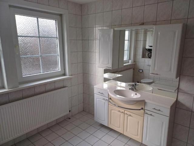 3 Zimmer Wohnung mit Balkon zu vermieten