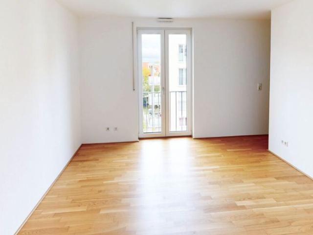 3 Zimmer Wohnung mit Balkon zum gepflegten Innenhof