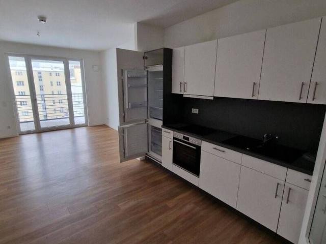 3 Zimmer Wohnung mit Balkon/Einbauküche/Fußbodenheizung