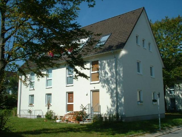 3 Zimmer Wohnung mit Charakter, Parkett, Loggia, Tageslichtbad