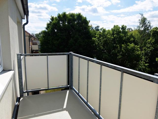 3 Zimmer Wohnung mit Dusche und Balkon