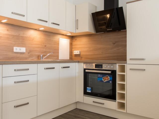 3 Zimmer Wohnung mit Einbauküche