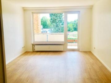 3 Zimmer Wohnung mit Einbauküche und Balkon in Wandsbek