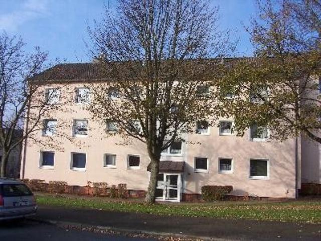 3 Zimmer Wohnung mit Einbauküche und Balkon – s.j.immobilien Inhaber Swen Jansen