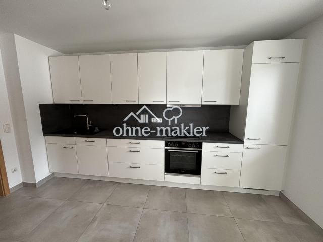 3 Zimmer Wohnung mit Einbauküche und Balkon