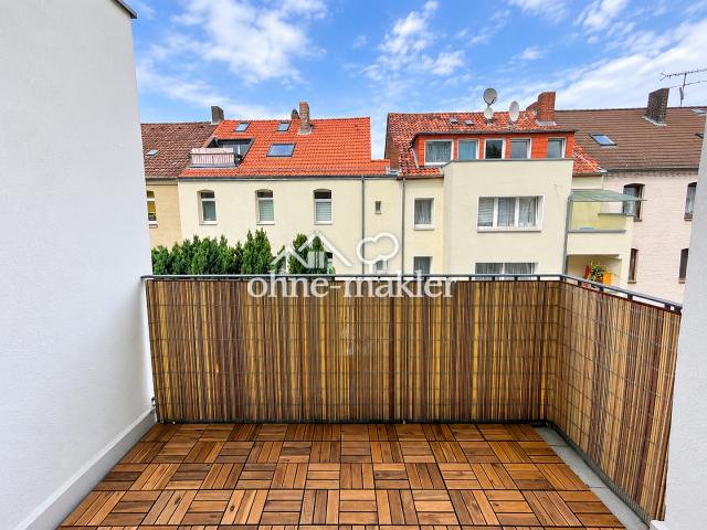 3 Zimmer Wohnung mit Einbauküche + Balkon in beliebter Oststadt