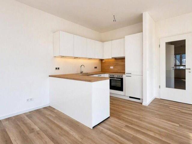 3 Zimmer Wohnung mit Essecke und Einbauküche mehrere Erstbezüge!