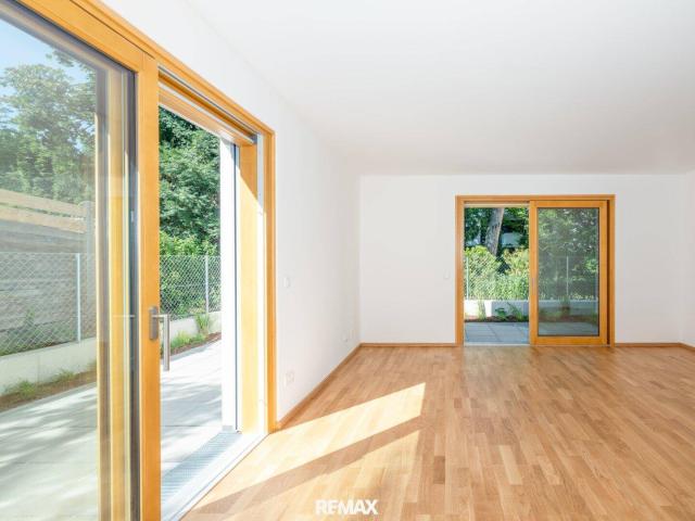 3 Zimmer Wohnung mit Garten u. Terrasse !