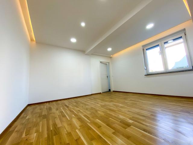 3 Zimmer Wohnung mit Garten und Carport Abstellplatz
