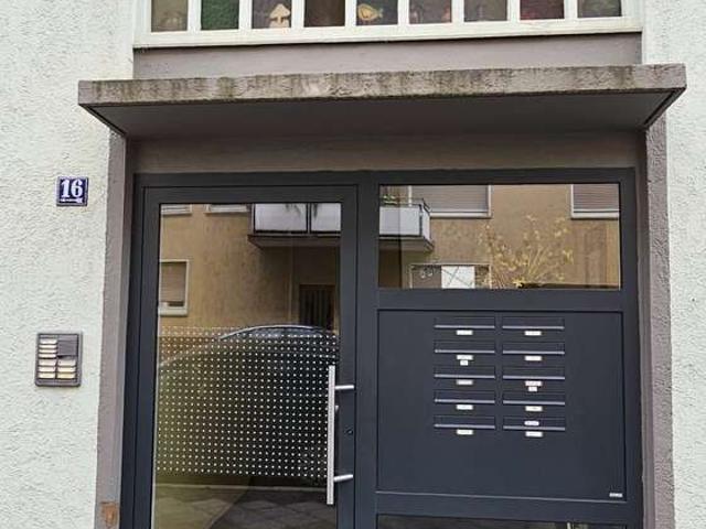 3 Zimmer Wohnung mit Garage in zentraler Lage