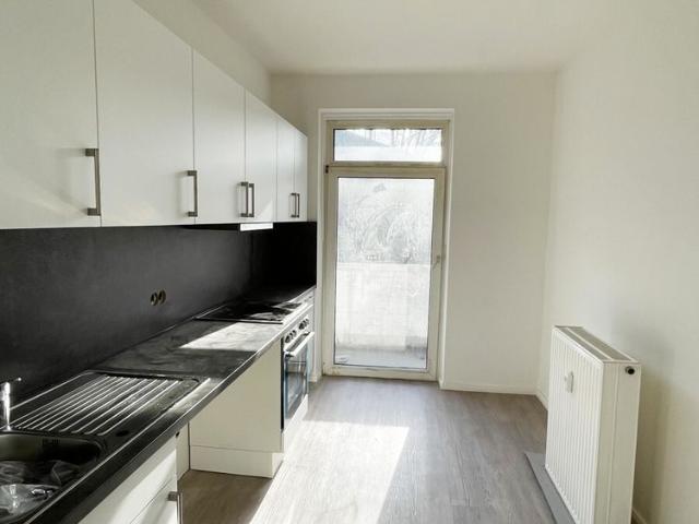 3 Zimmer Wohnung mit geräumiger Küche in HH Barmbek