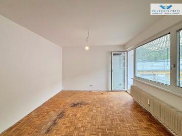 3 Zimmer Wohnung mit Gestaltungspotenzial